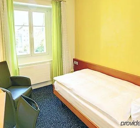 Schuetzen Hotel 3*